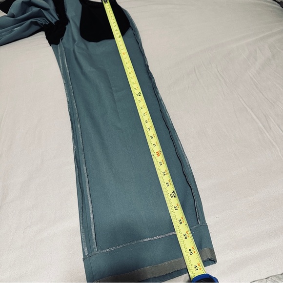 PRADA 2017 teal blue polyester blend one back pocket trousers pants 
S 52 - Picture 15 of 16